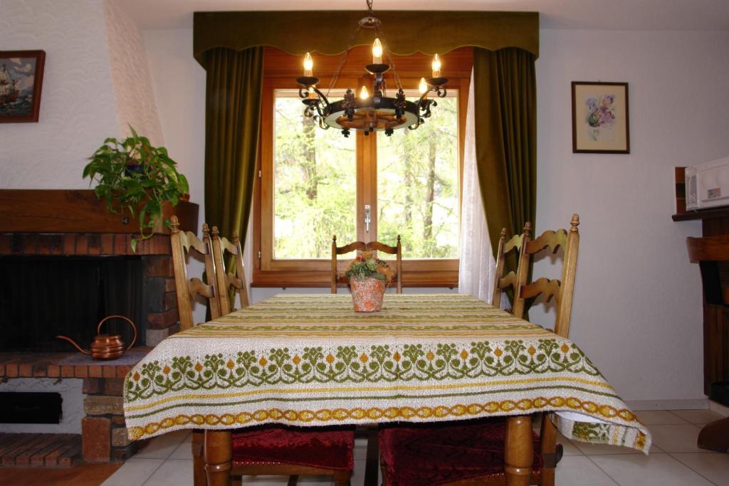 Myzermatt Monazit Apartamento Quarto foto